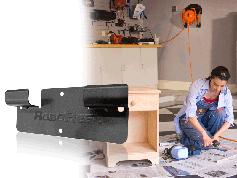 800x600-RoboReel-Wall-Bracket