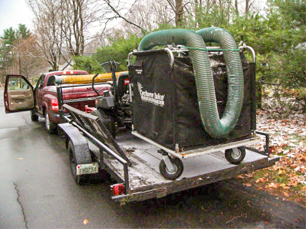 A Cyclone Rake can be used as a commercial leaf vacuum it is ready to tackle a huge amount of leaves in the toughest conditions. It is the most powerful commercial leaf vac making it the best leaf removal equipment equipment available.