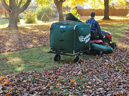 Picture for category What's a Leaf & Lawn Vacuum?