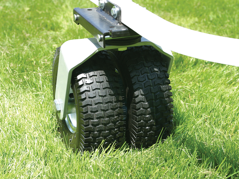 Dual-Pro Super Wheel in the grass